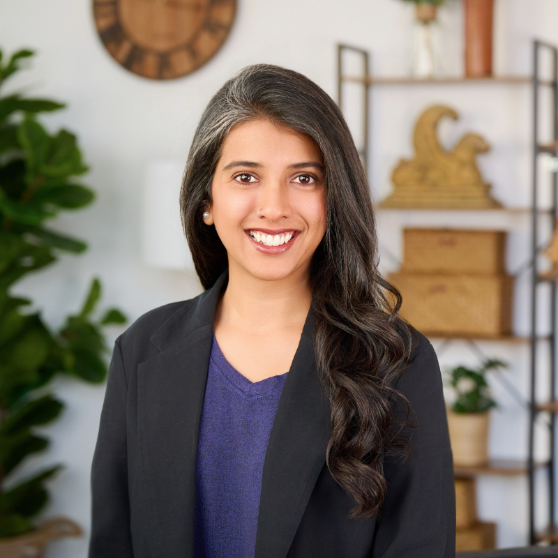 Mansi Mehta Headshot